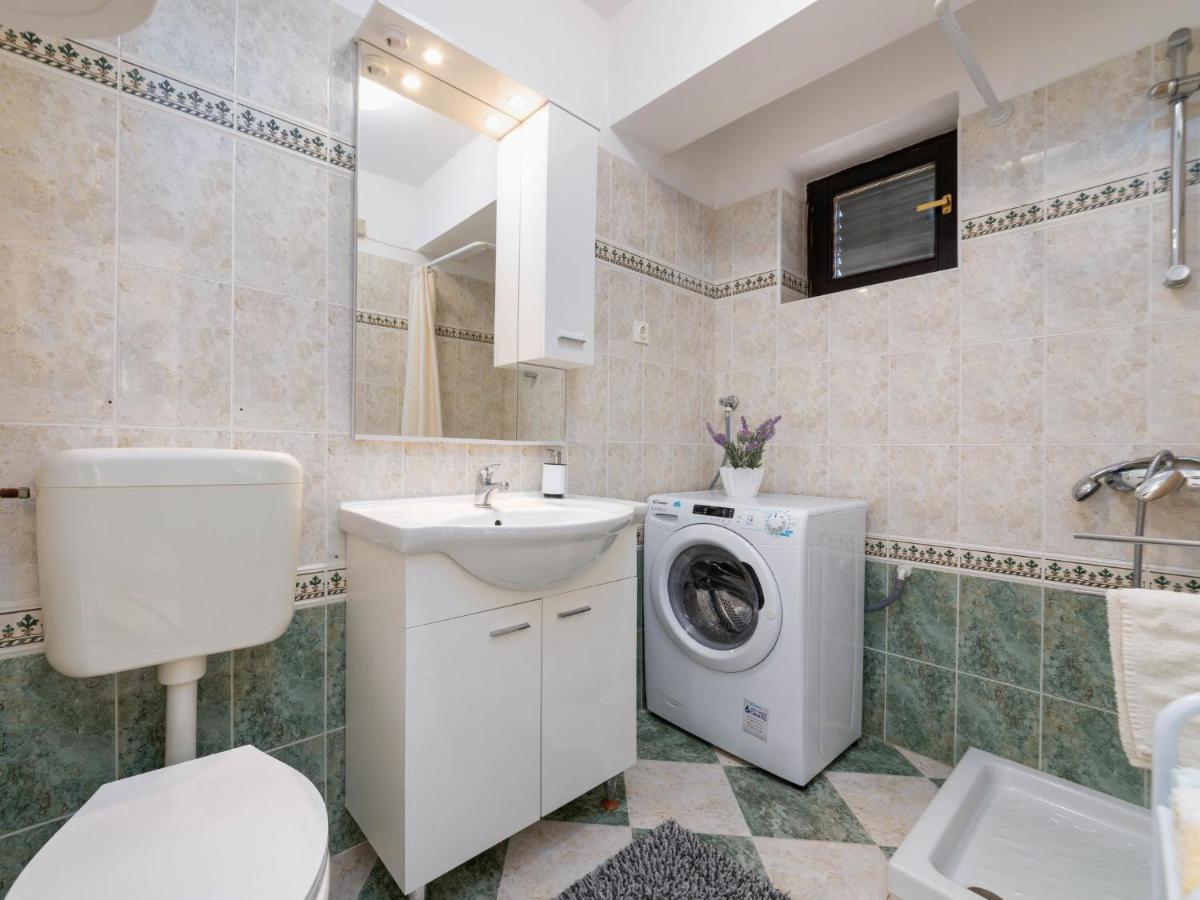 Holiday Home Ruzic - Prc200 By Interhome Πόρετς Εξωτερικό φωτογραφία